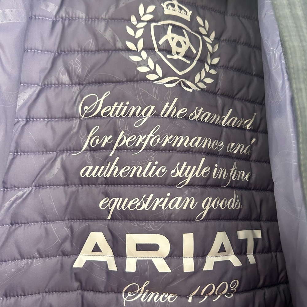 Ariat Woman’s Insulated Riding Jacket - Picture 7 of 8
